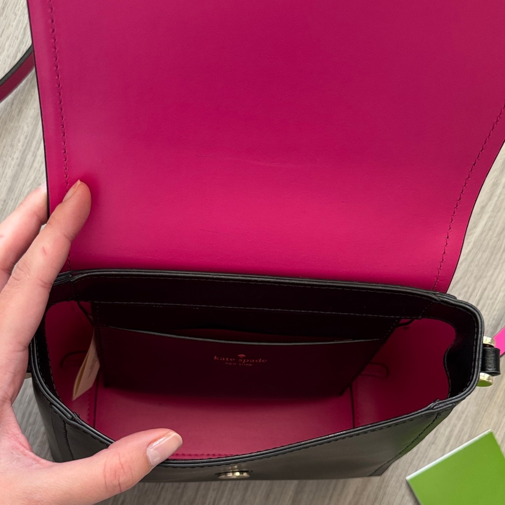 Kate Spade Purse - Picture 3 of 9